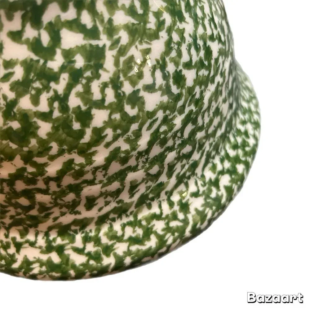 Henn USA Roseville Ohio Green Spongeware 2qt Ribbed Stoneware 8”Mixing Bowl